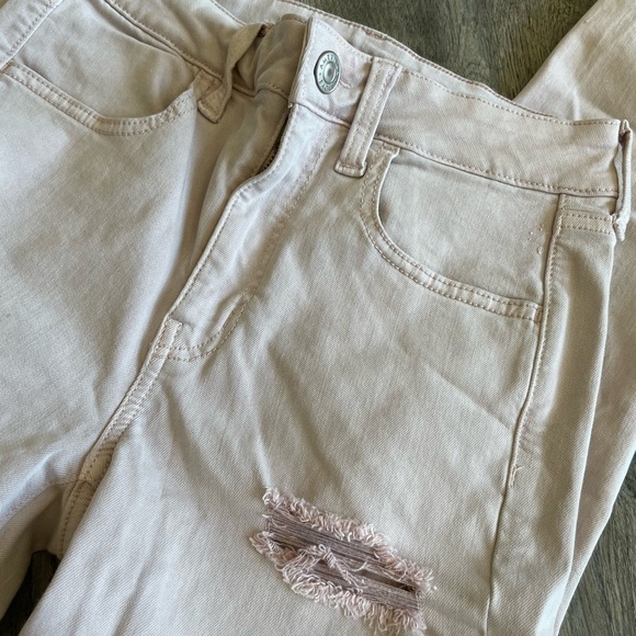 American Eagle Women’s High Rise Distressed Jegging, size 6 - Picture 2 of 9